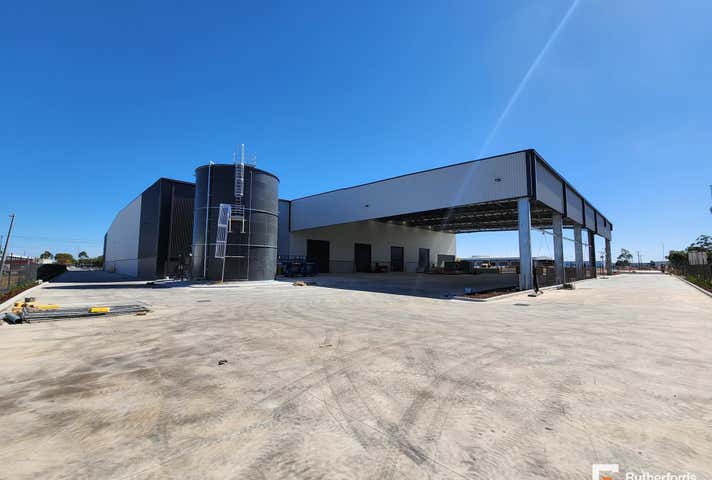 107 Fulton Drive Derrimut VIC 3026 - Image 2