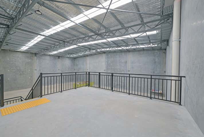 8 Oban Link Canning Vale WA 6155 - Image 11