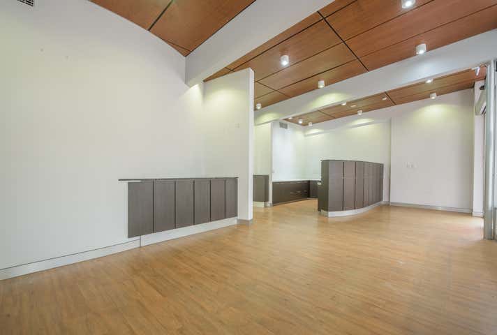 48 Goondoon Street Gladstone Central QLD 4680 - Image 4