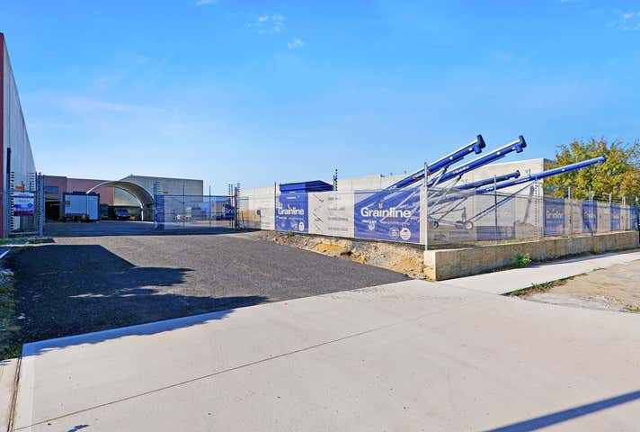 21 Edison Rise Wangara WA 6065 - Image 1