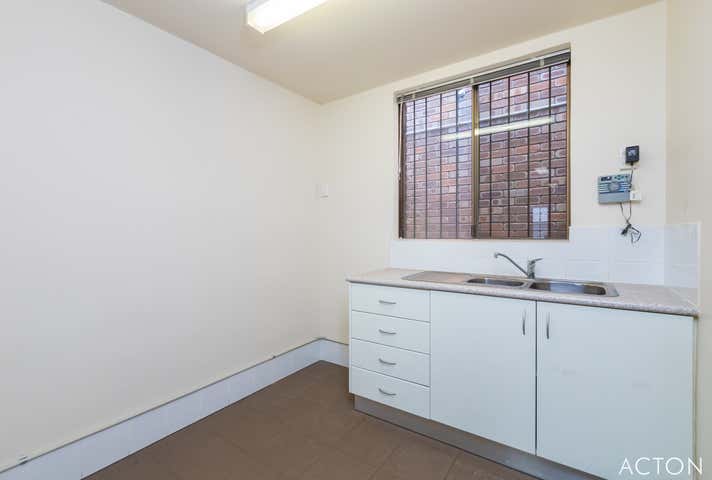 46 Clavering Road Bayswater WA 6053 - Image 5