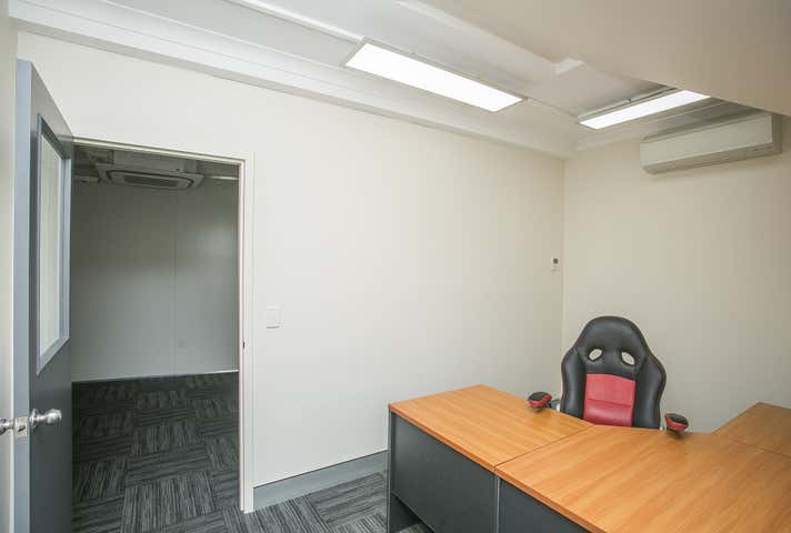 Unit 2, 12 Buckingham Dr Wangara WA 6065 - Image 21