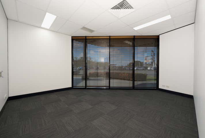 G4, G7 & F7, 336-340 Ross River Road Aitkenvale QLD 4814 - Image 6