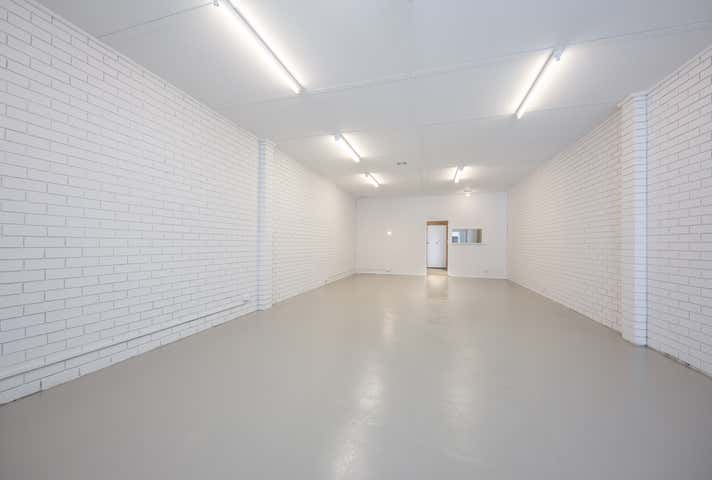 18 High Street Kyneton VIC 3444 - Image 4