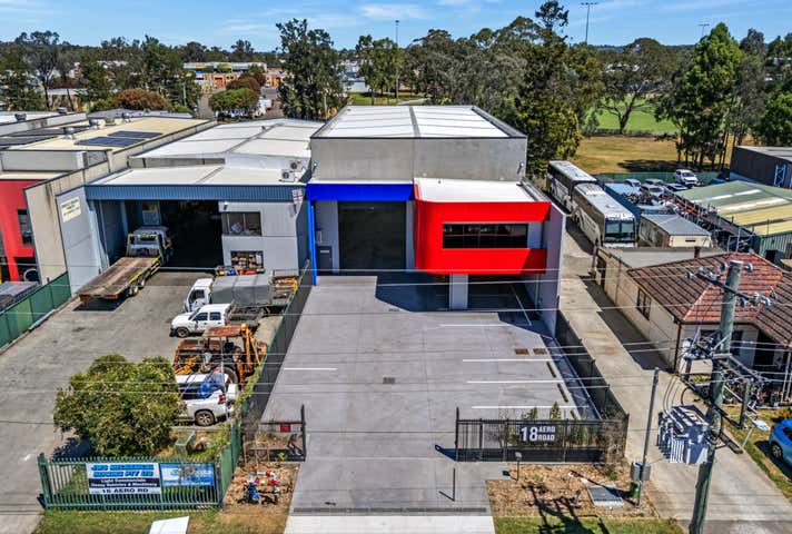 18 Aero Road Ingleburn NSW 2565 - Image 2