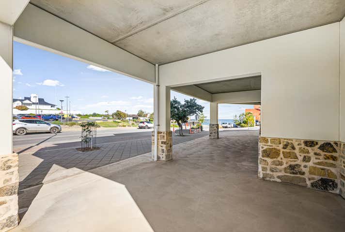 9 Saltfleet Street Port Noarlunga SA 5167 - Image 13