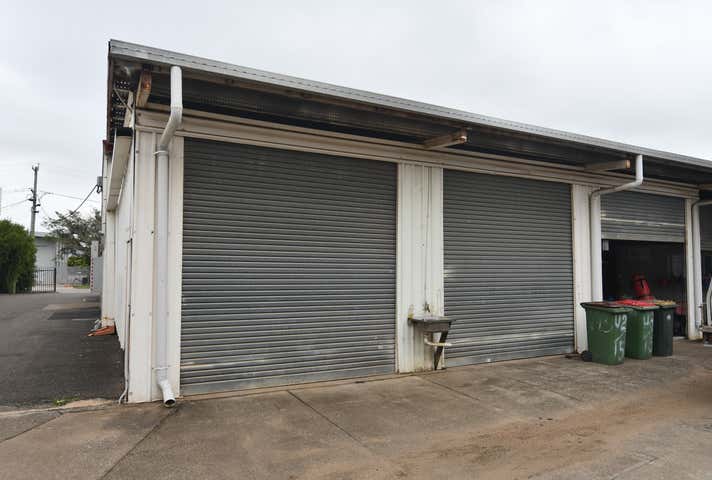 2/15 Whitehouse Street Garbutt QLD 4814 - Image 12