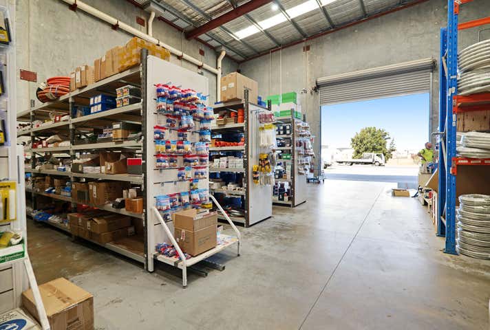 Unit 1/15 Baile Road Canning Vale WA 6155 - Image 5
