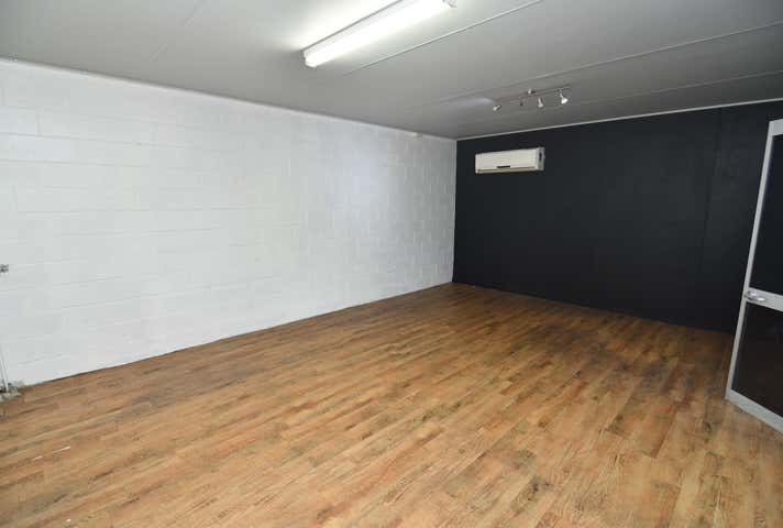 2/27 Hamill Street Garbutt QLD 4814 - Image 10