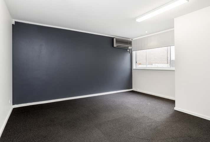 1/90 Alexander Street Crows Nest NSW 2065 - Image 4