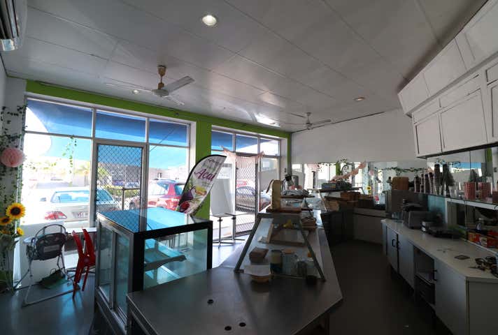 10/21 Upton Street Bundall QLD 4217 - Image 9