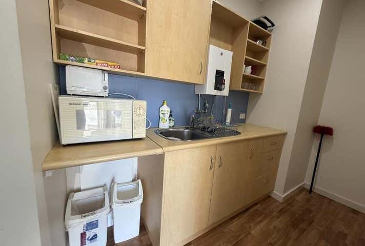 2/497 Smollett Street Albury NSW 2640 - Image 7