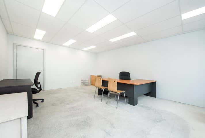 Unit 3, 6 Stevenage Street Yanchep WA 6035 - Image 16