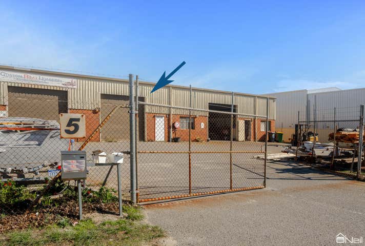 5B Hendon Way Kelmscott WA 6111 - Image 4