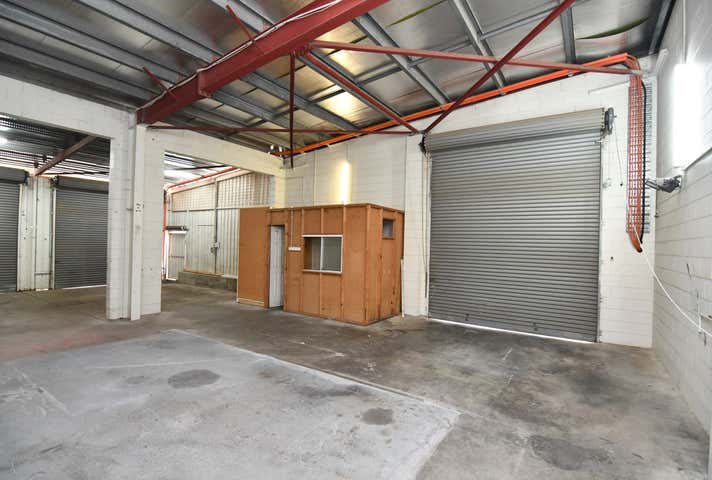 2/15 Whitehouse Street Garbutt QLD 4814 - Image 1