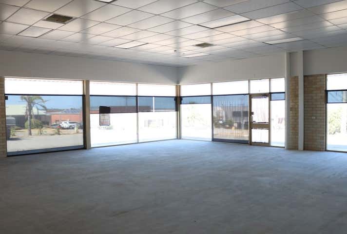 25 Dellamarta Rd Wangara WA 6065 - Image 6