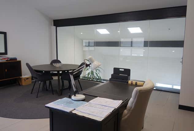 4/4 Gugeri Street Claremont WA 6010 - Image 13