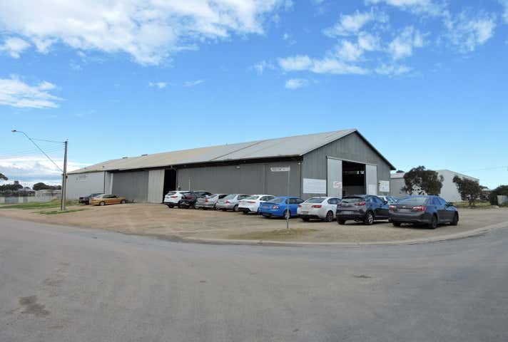 30 Bywaters Road Murray Bridge SA 5253 - Image 9