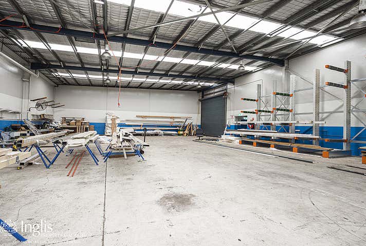 Unit 5, 5-7 Yarmouth Place Smeaton Grange NSW 2567 - Image 2