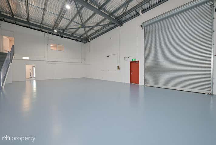 8/8 Hurley Street Canning Vale WA 6155 - Image 9