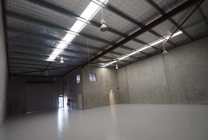 2/76 Berriman Dr Wangara WA 6065 - Image 17