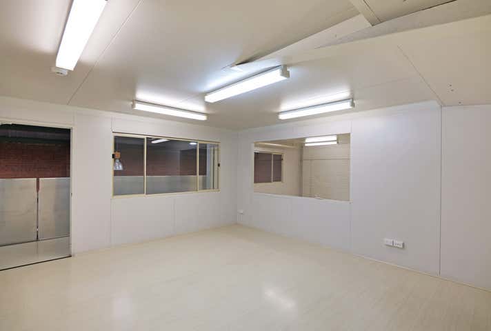 2/6 Raymond Avenue Bayswater WA 6053 - Image 10