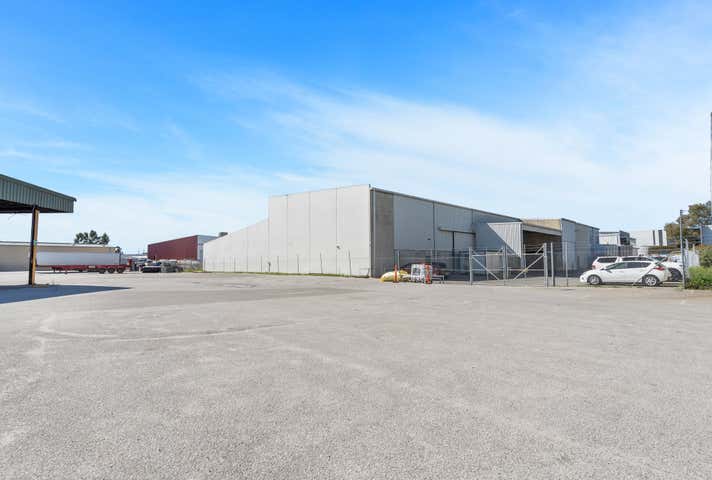 8 Catalano Road Canning Vale WA 6155 - Image 10