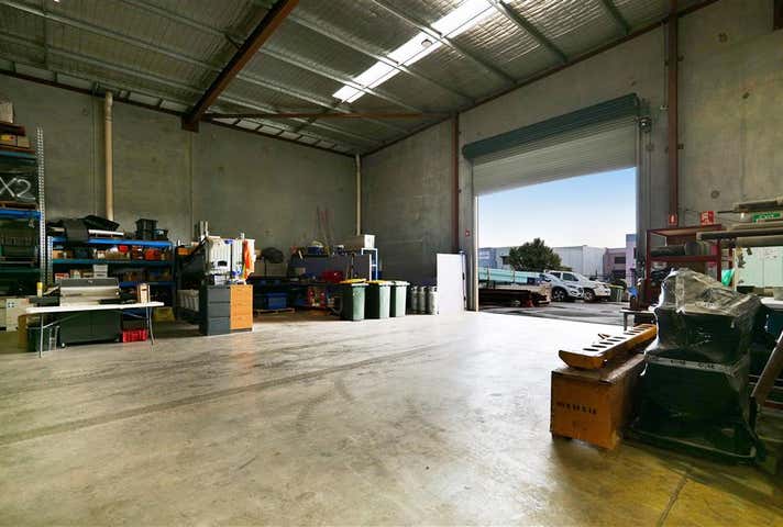 13 Chullora Bend Jandakot WA 6164 - Image 10