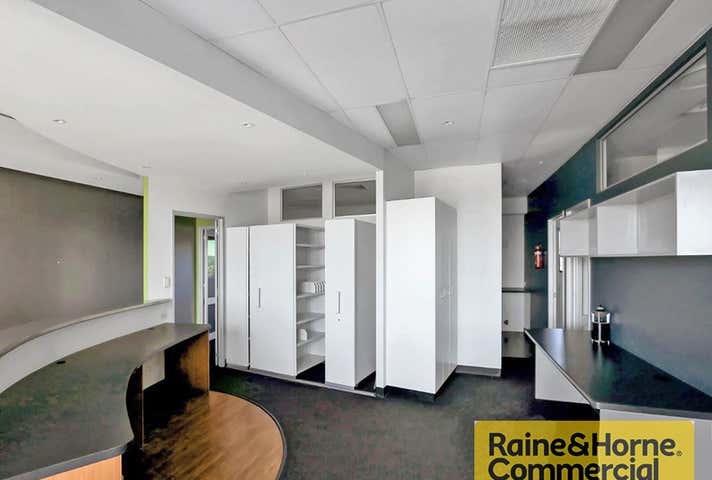 9/60 Macgregor Tce Bardon QLD 4065 - Image 4