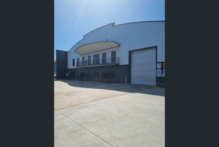 26 Wildfire Road Maddington WA 6109 - Image 10