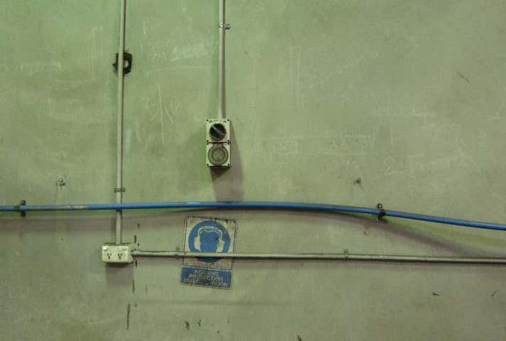 2/32 Attwell St Landsdale WA 6065 - Image 7