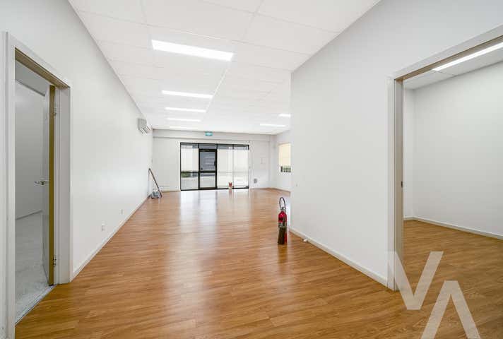 8/33 Shipley Drive Rutherford NSW 2320 - Image 2