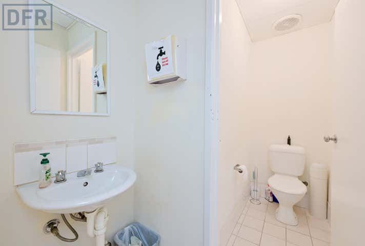 2/5 Sequoia Place Bibra Lake WA 6163 - Image 20