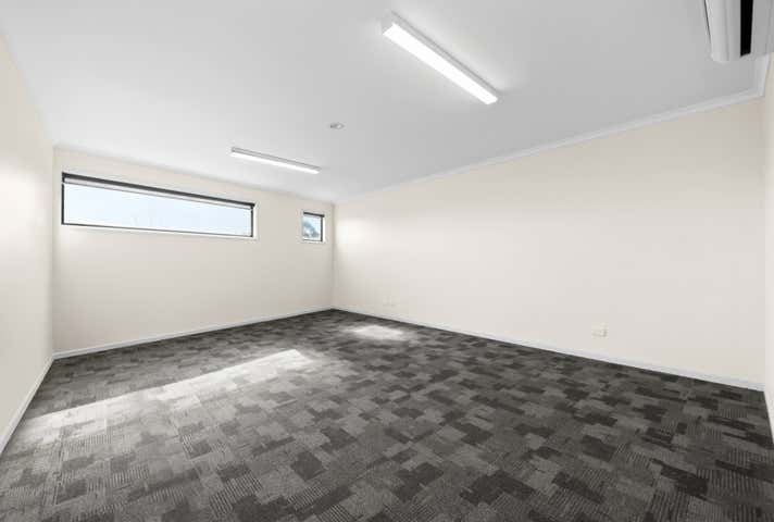 28 Ironstone Road Epsom VIC 3551 - Image 4