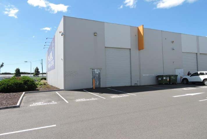 1/22-30 Wallace Avenue Point Cook VIC 3030 - Image 4