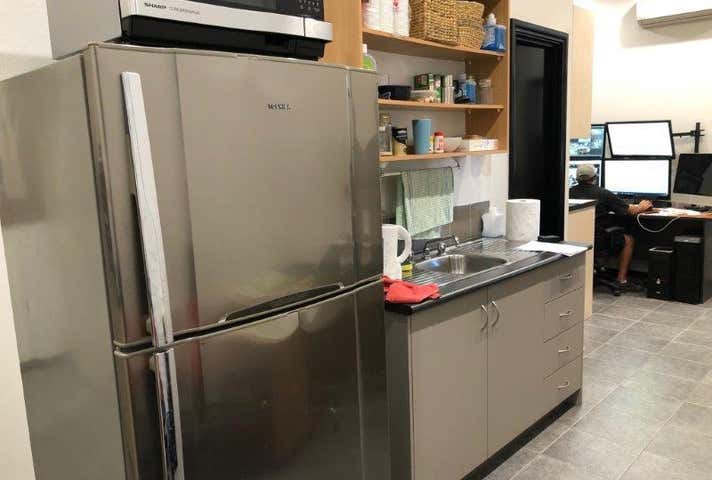 54 Buckingham Drive Wangara WA 6065 - Image 11