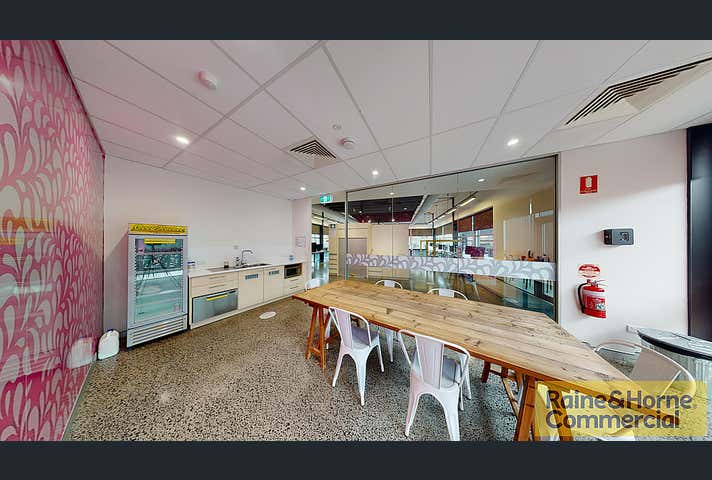 1/307 Dawson Parade Arana Hills QLD 4054 - Image 4