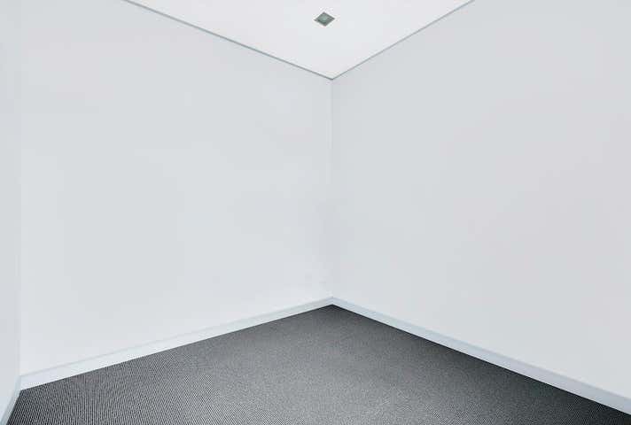 25 Pitcairn Way Pacific Pines QLD 4211 - Image 9