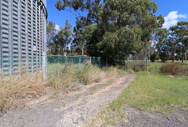 32 Fitzpatrick Street Oakey QLD 4401 - Image 9