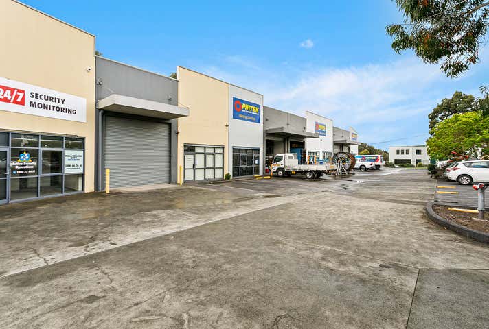 6/3 Luso Drive Unanderra NSW 2526 - Image 2