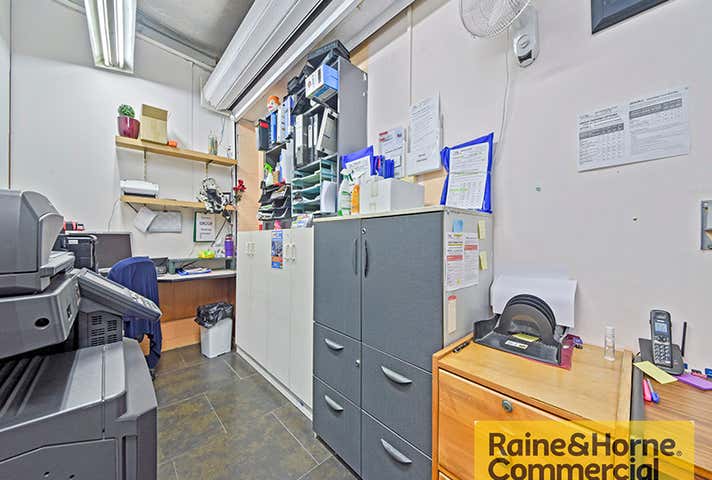 1/26 Huntington Street Clontarf QLD 4019 - Image 4