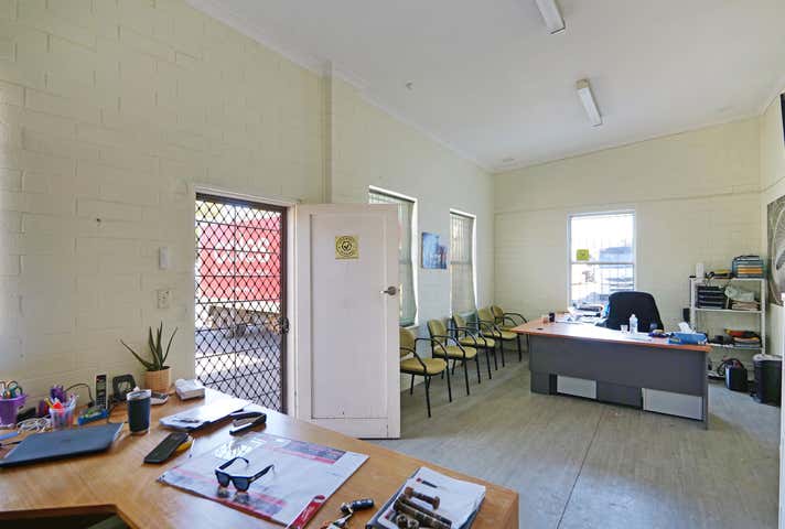 9 Fairbrother Street Belmont WA 6104 - Image 3