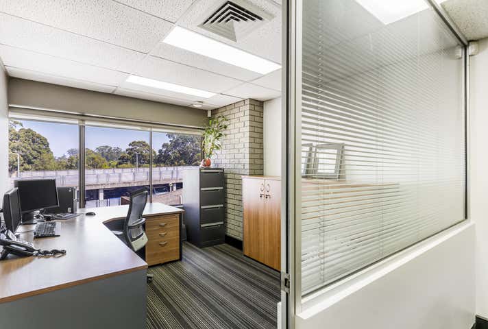 4/143 Peats Ferry Road Hornsby NSW 2077 - Image 2