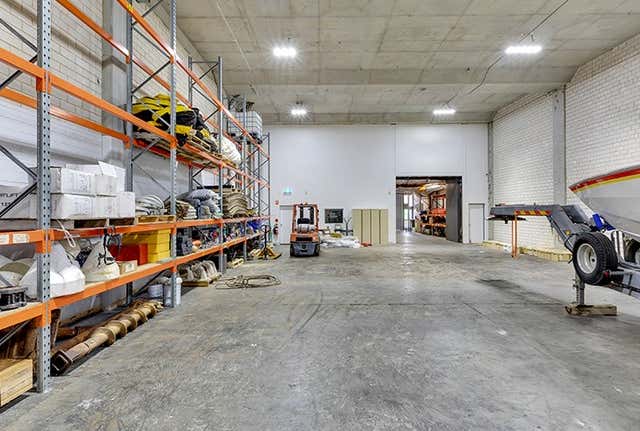 Unit 14L, 175  Lower Gibbes Street Chatswood NSW 2067 - Image 2