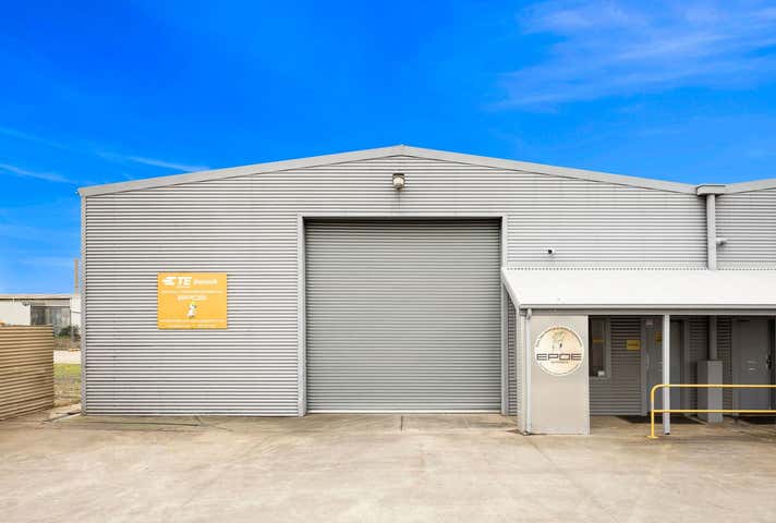 18 Seabright Street North Shore VIC 3214 - Image 1