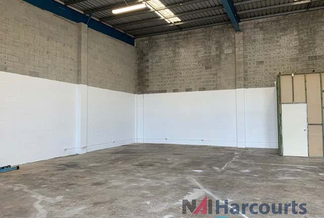 1/10 Lawrence Drive Nerang QLD 4211 - Image 11