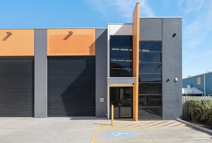 2/1 ARCHER DRIVE Mornington VIC 3931 - Image 1