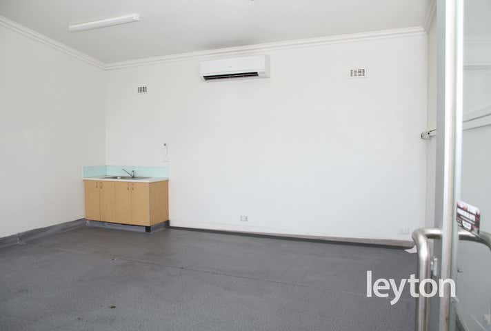 3/5 Queens Avenue Springvale VIC 3171 - Image 4