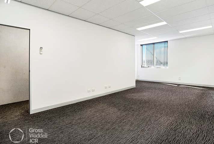 Unit 5, 82 Gateway Boulevard Epping VIC 3076 - Image 3