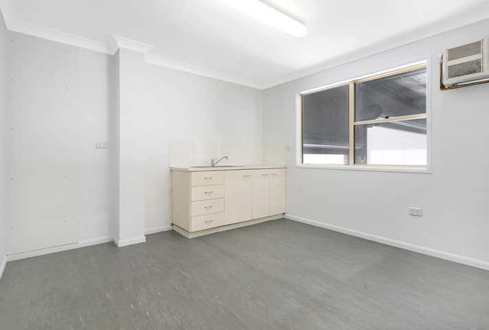 2/21-23 Piper Street Caboolture QLD 4510 - Image 11